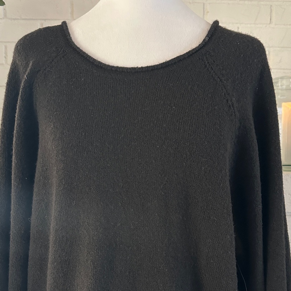 Nine West Classic Black Crew Neck Sweater - Picture 2 of 10